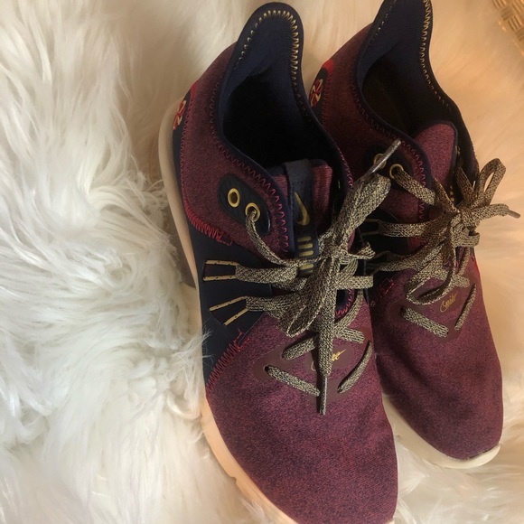 Nike Air Max - Picture 2 of 4